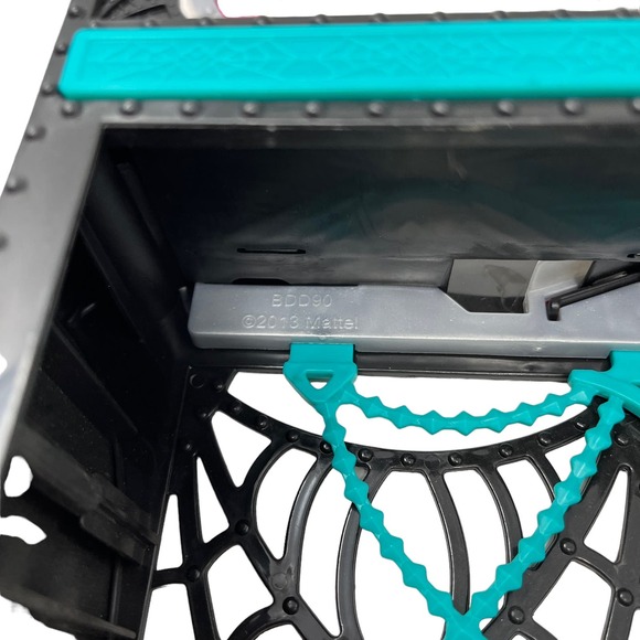 Monster High Frights Camera Action‎ Dressing Room Replacement Vanity Parts - Picture 7 of 7